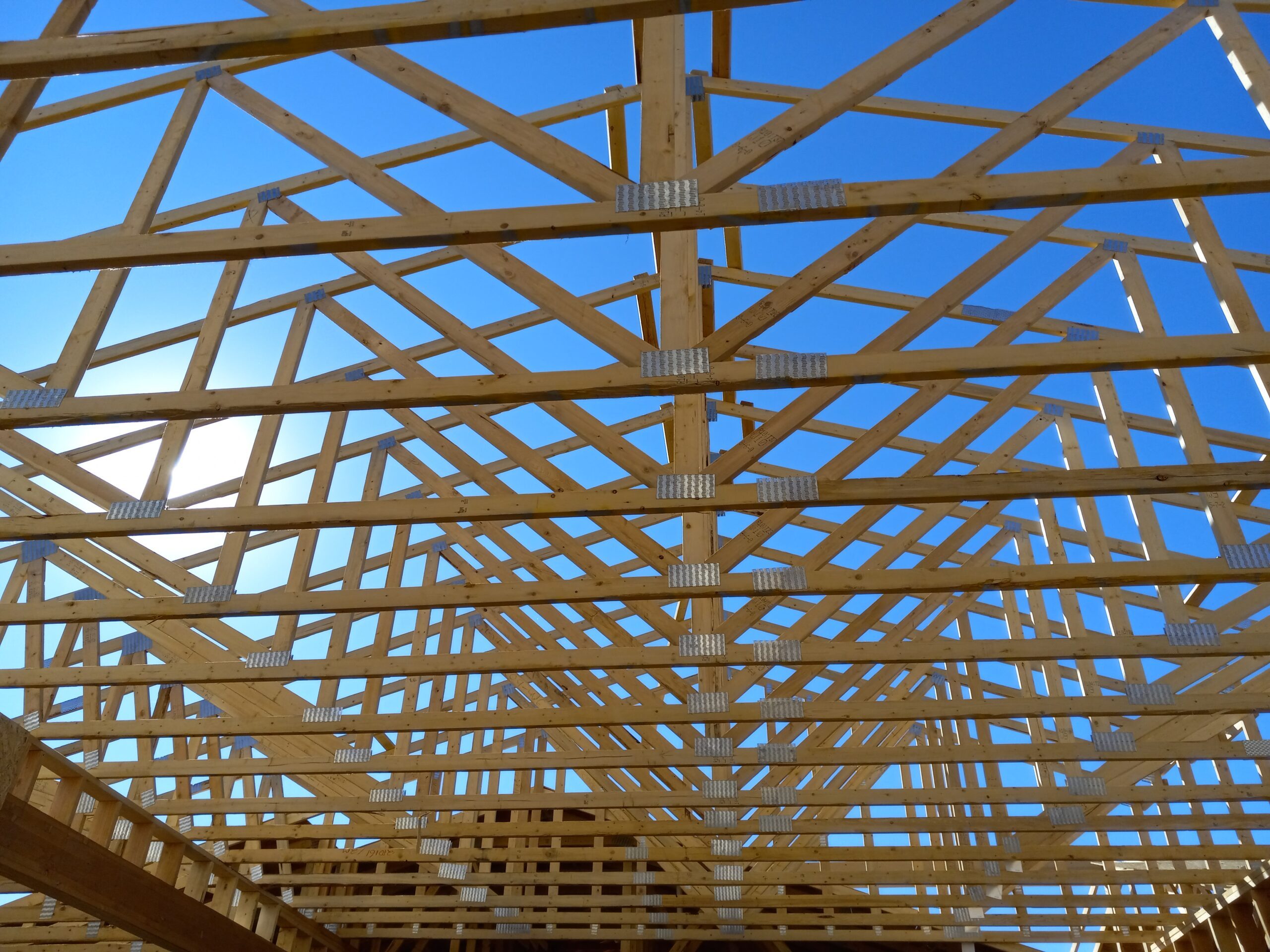 Wood Roof trusses by Copperstate Truss, Engineered by Alpine, an ITW Company
